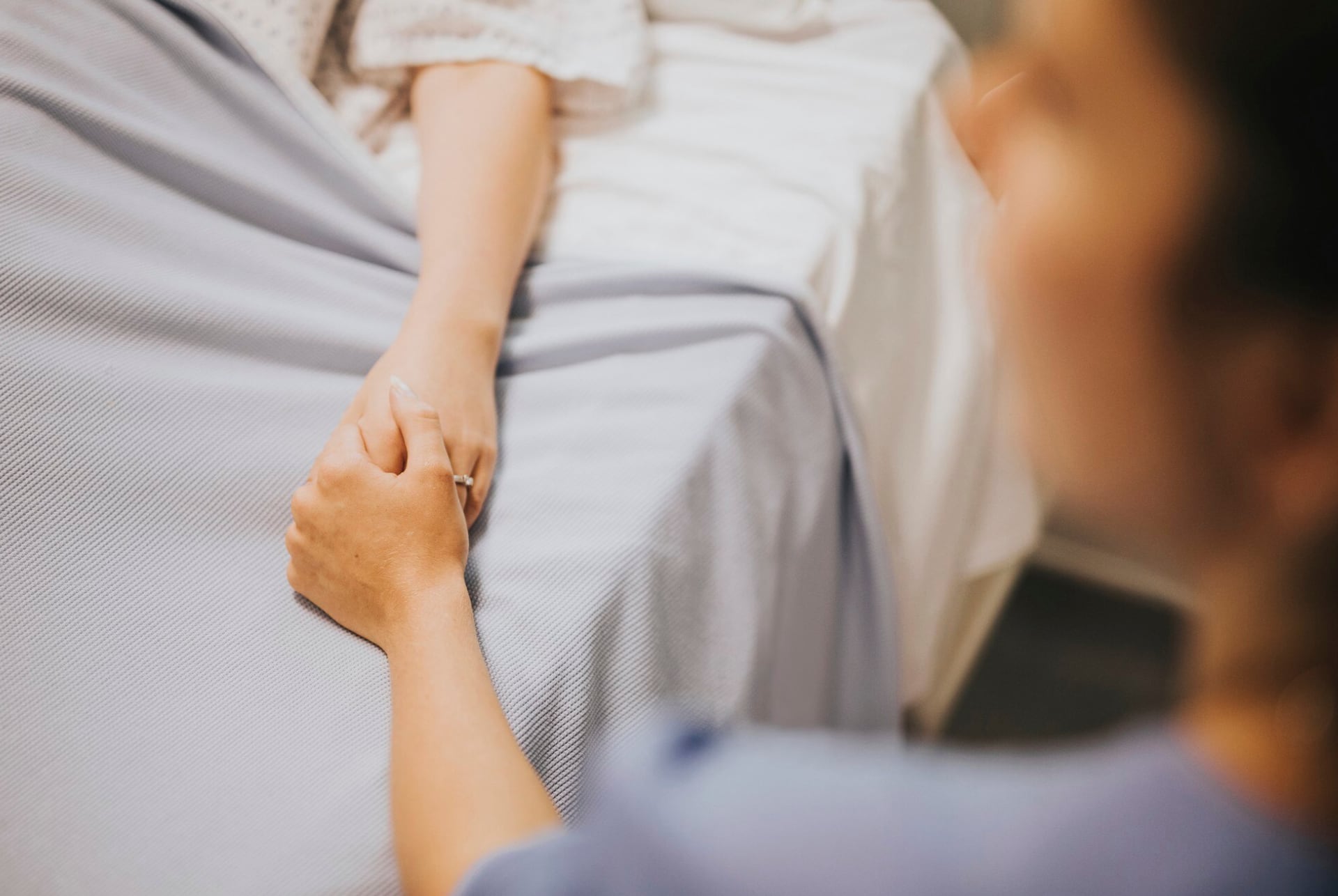 Accompagner la fin de vie à domicile : posture et soutien